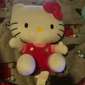 Hello kitty plushie